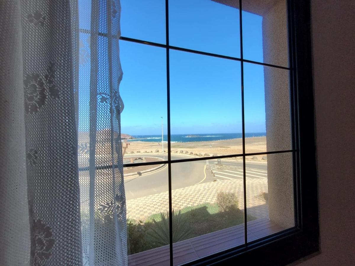 דירות Casa Faro De ארינאגה מראה חיצוני תמונה