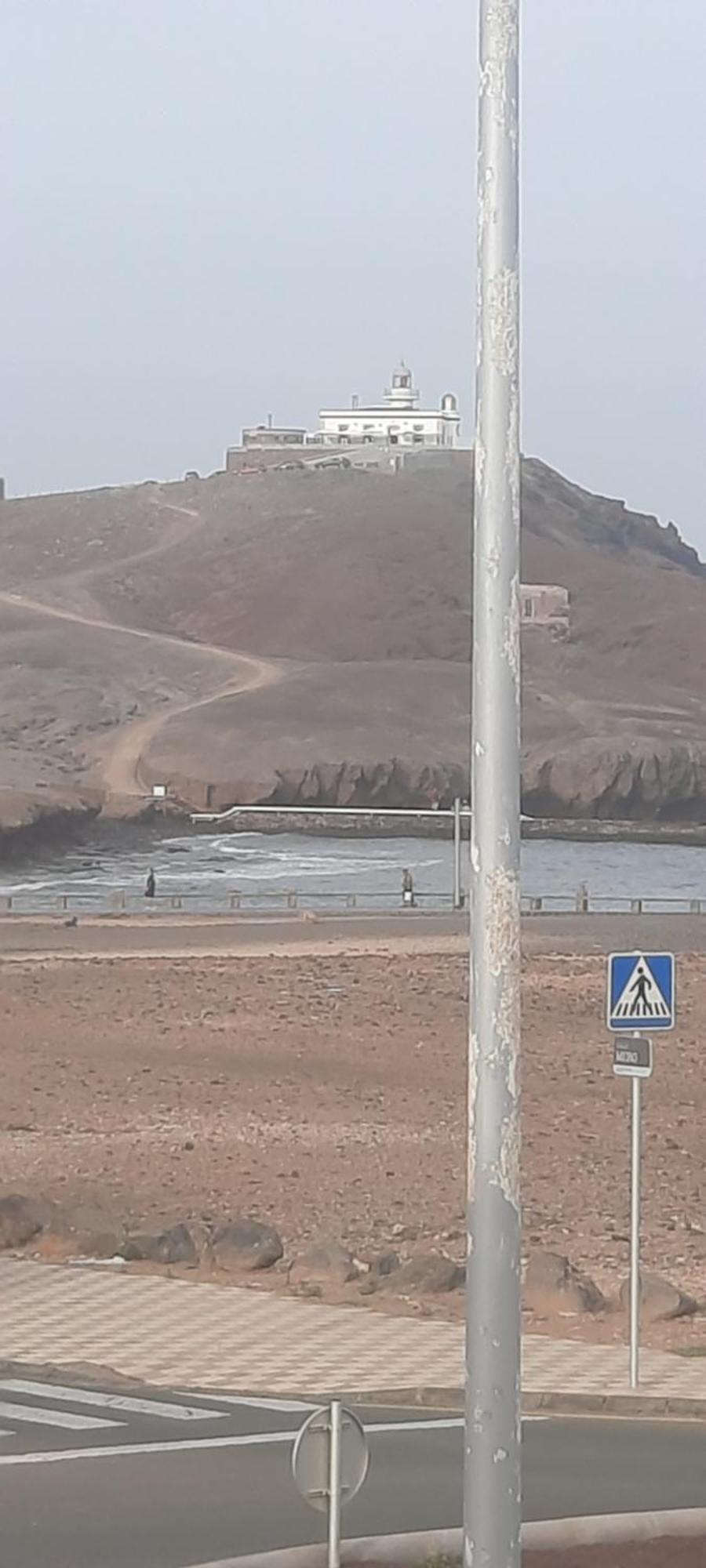 דירות Casa Faro De ארינאגה מראה חיצוני תמונה